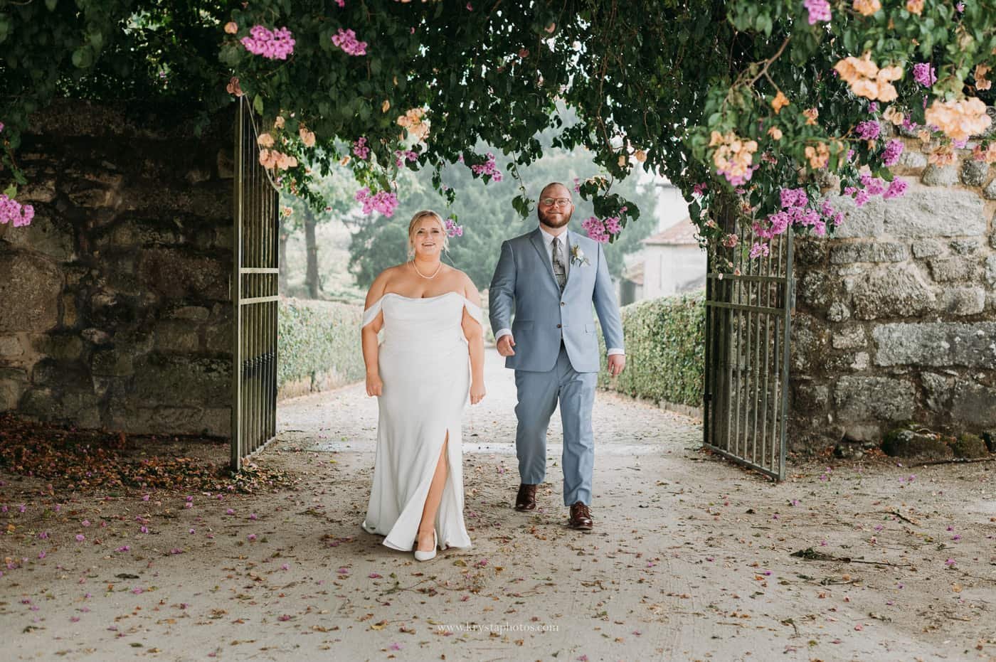 Wedding Portraits in the Douro Valley Vineyards