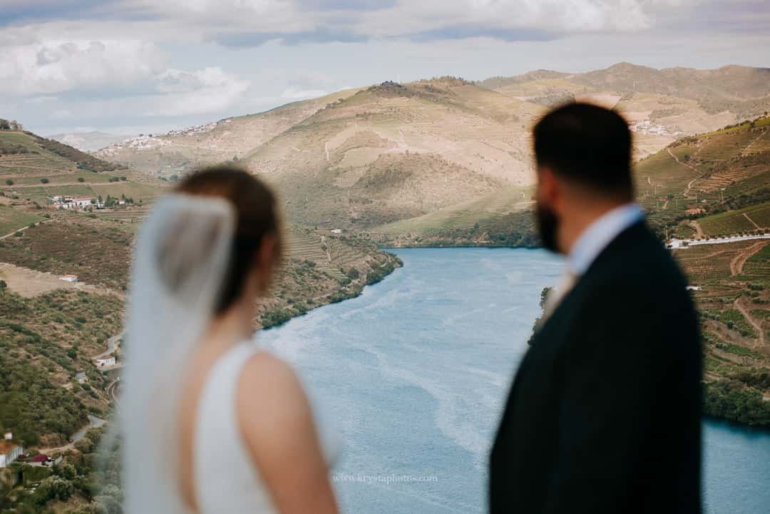 Quinta do Crasto intimate wedding venue with vineyard views and romantic dinner overlooking the Douro Valley
